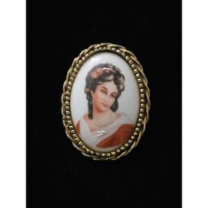 Vintage 1960's Genuine Goldette Limoges France Hand Painted Porcelain Brooch/Pin